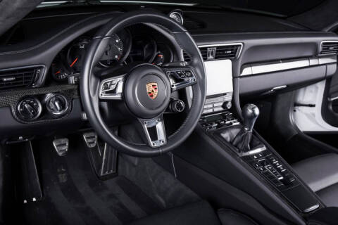 2018 Porsche 911 Carrera GTS