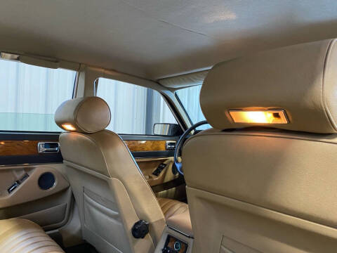 1990 Jaguar XJ-Series XJ6