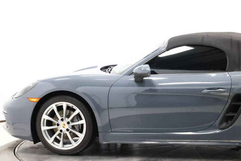 2017 Porsche 718 Boxster