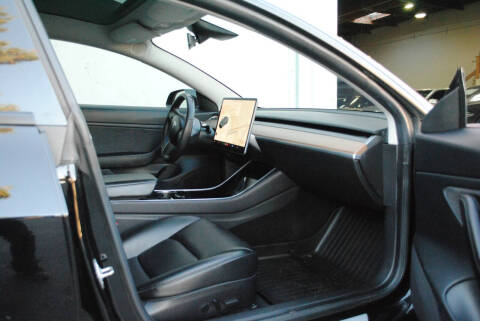 2019 Tesla Model 3 Performance