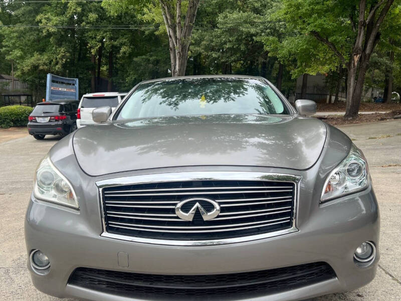 2012 Infiniti M37