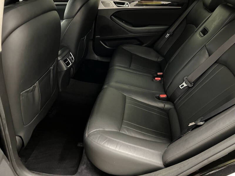 2018 Genesis G80