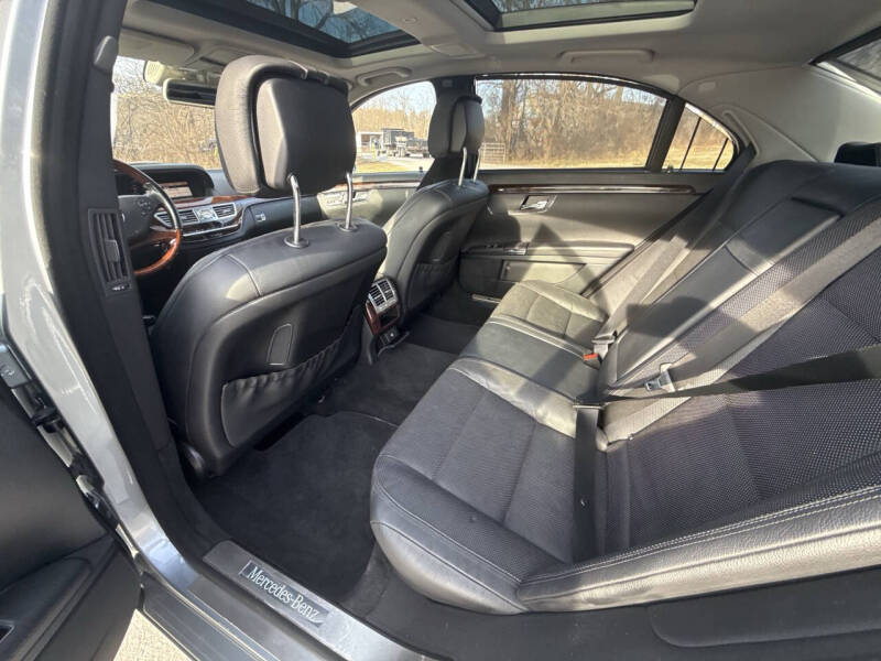 2013 Mercedes-Benz S-Class S 550 4MATIC