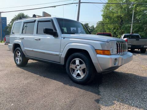 2010 Jeep Commander for sale at MEDINA WHOLESALE LLC in Wadsworth OH
