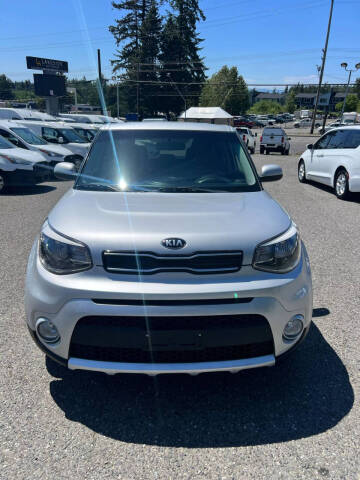 2018 Kia Soul +