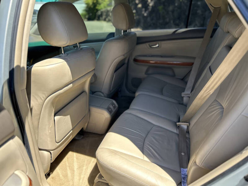 2004 Lexus RX 330