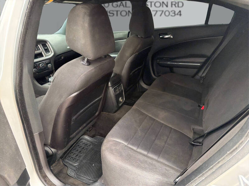 2012 Dodge Charger SE