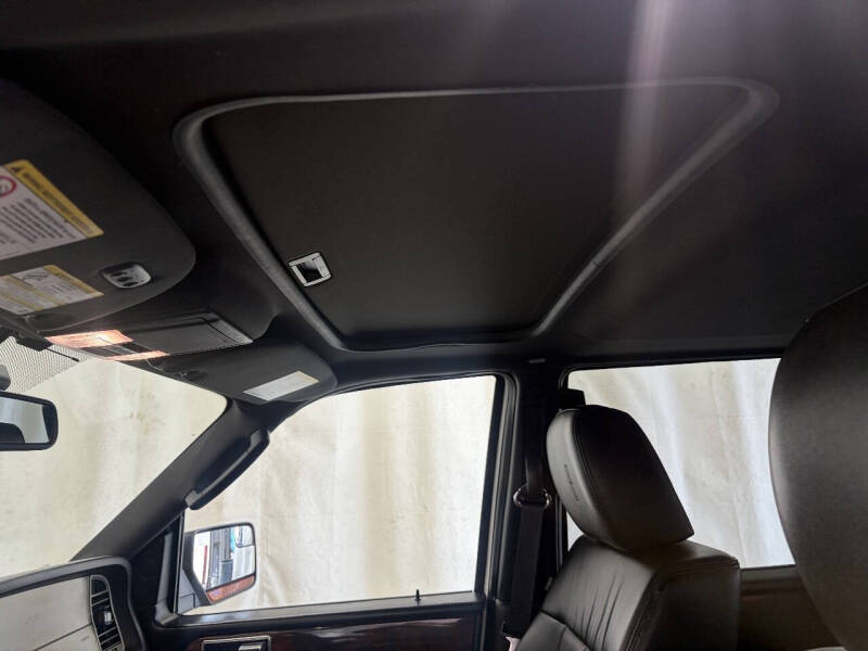 2014 Lincoln Navigator L