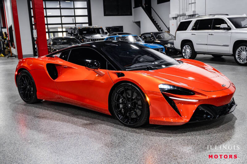 2023 McLaren Artura
