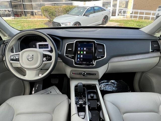 2023 Volvo XC90 B6 Plus Bright Theme 7P