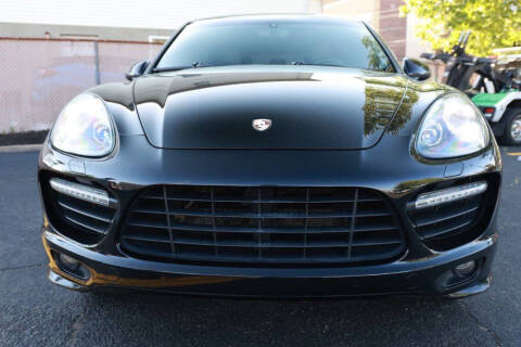 2013 Porsche Cayenne GTS