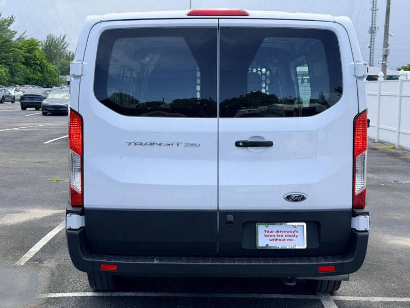 2025 Ford Transit