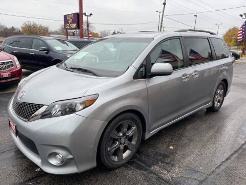 2014 Toyota Sienna for sale at Diamond Jim's West Allis in West Allis WI