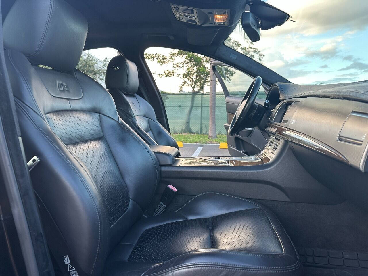 2011 Jaguar XF  - $13,900