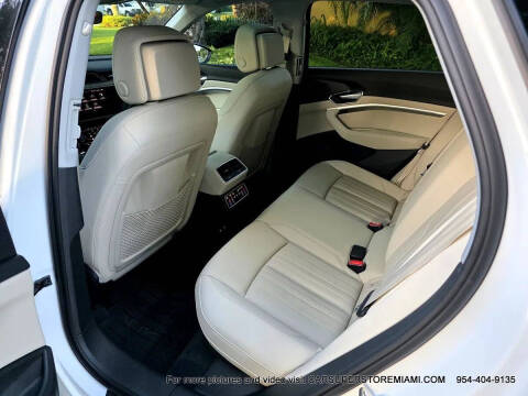 2021 Audi e-tron quattro Premium