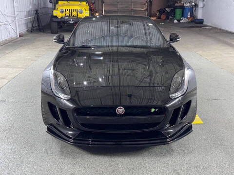 2017 Jaguar F-TYPE R