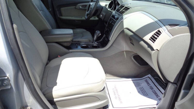 2010 Chevrolet Traverse LT