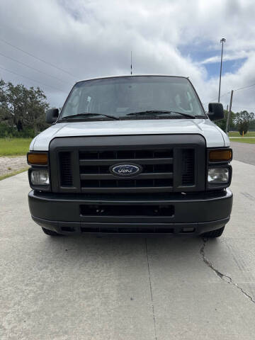 2010 Ford E-350