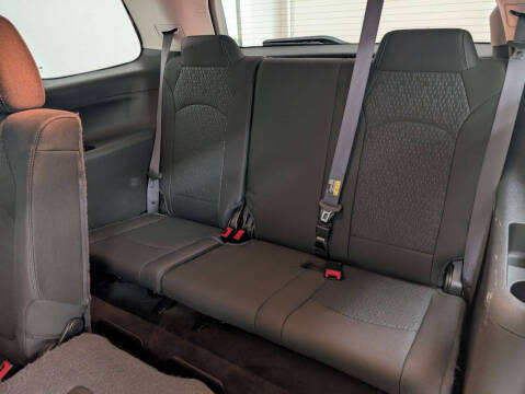 2015 GMC Acadia SLE-2