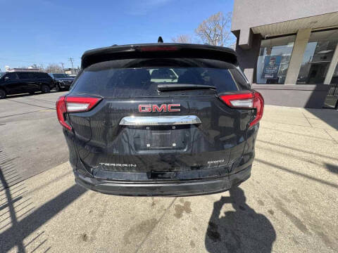 2022 GMC Terrain SLE