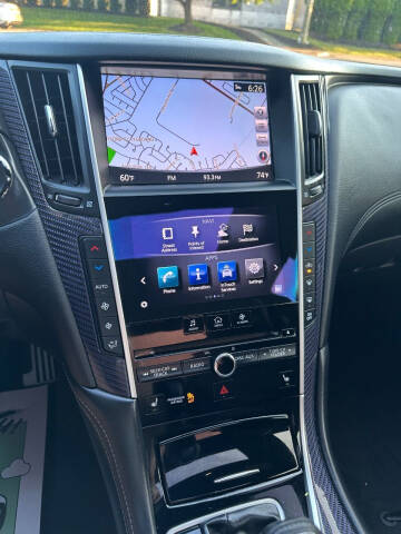 2017 Infiniti Q60 Red Sport 400