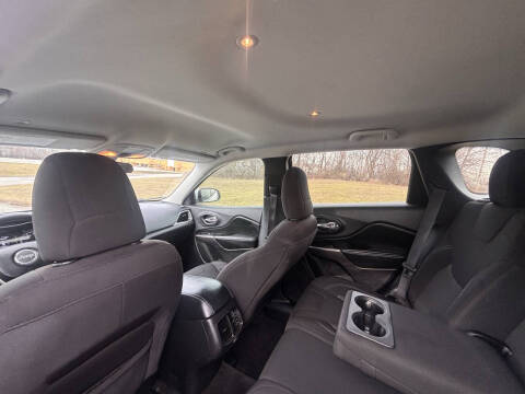 2019 Jeep Cherokee Latitude