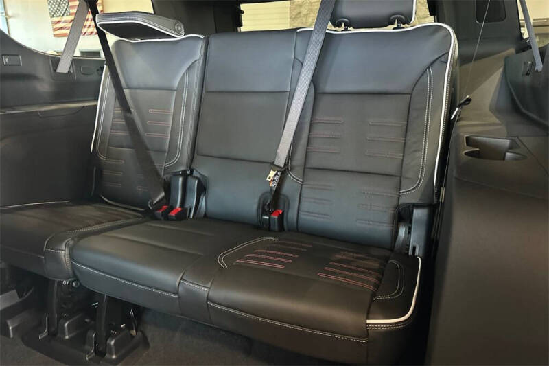 2025 GMC Yukon XL AT4 Ultimate