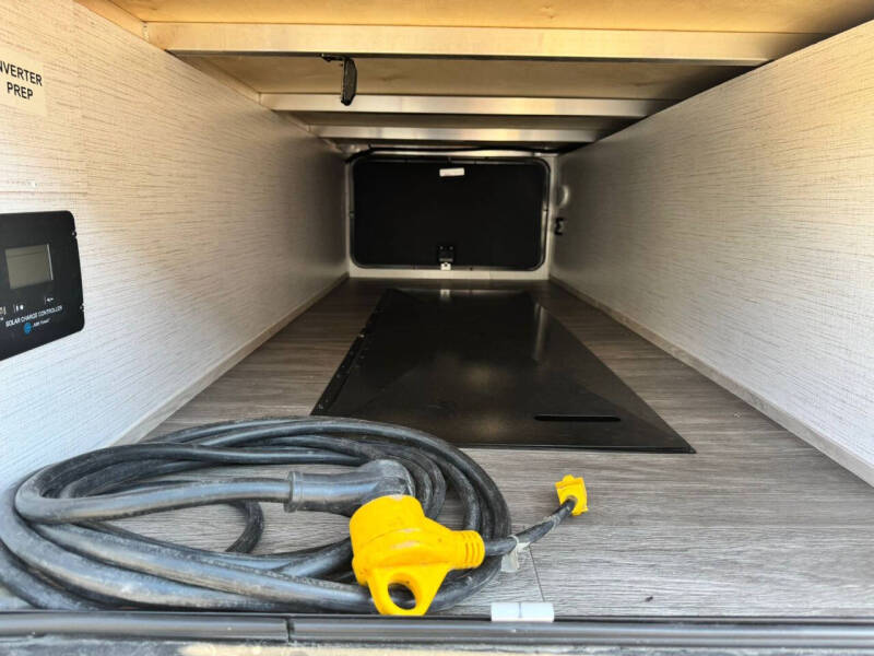 2023 Cruiser RV SHADOW CRUISER 228RKS