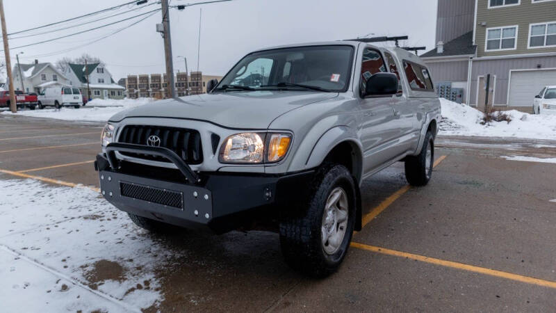 2003 Toyota Tacoma Base's photo