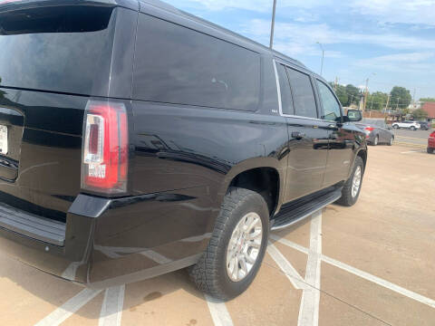 2017 GMC Yukon XL SLT