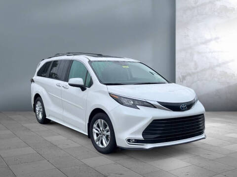 2024 Toyota Sienna XLE 7-Passenger