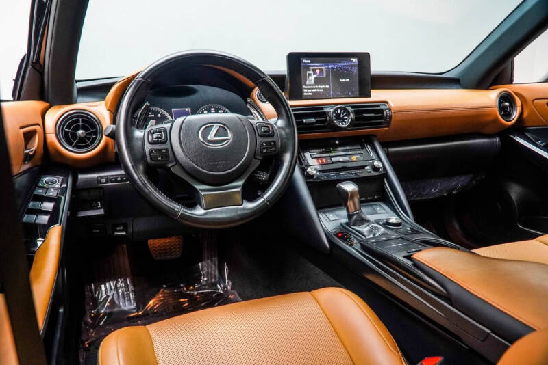 2024 Lexus IS 350 F SPORT Design