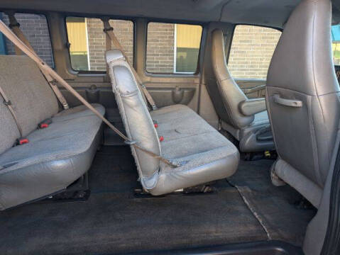 2017 Chevrolet Express LT 3500