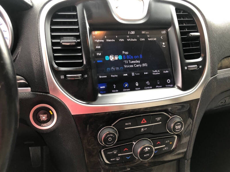 2018 Chrysler 300 Limited