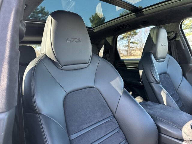 2022 Porsche Cayenne GTS