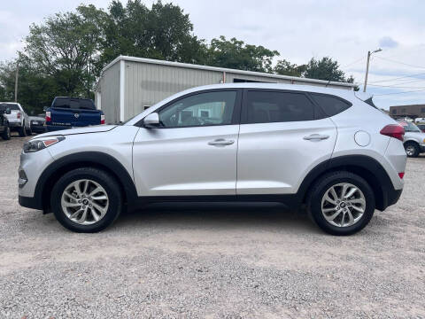 2016 Hyundai Tucson for sale at A&P Auto Sales in Van Buren AR