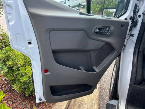 2025 Ford Transit