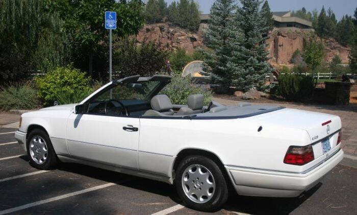 1995 Mercedes-Benz E-Class E 320