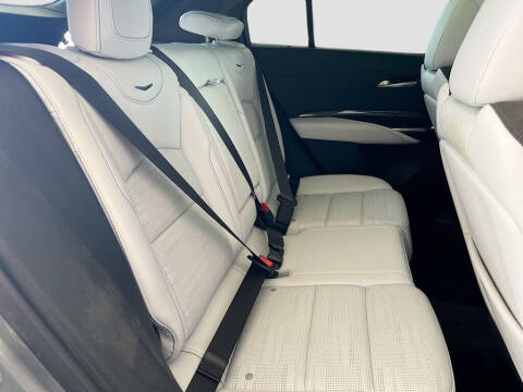 2025 Cadillac XT4 Sport