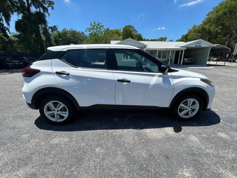 2021 Nissan Kicks S