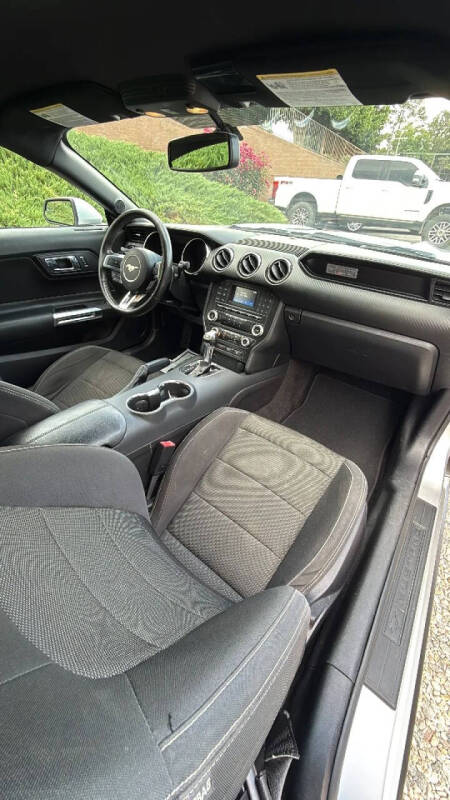 2015 Ford Mustang V6