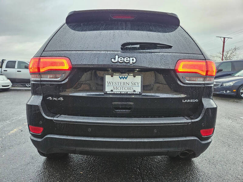 2017 Jeep Grand Cherokee Laredo