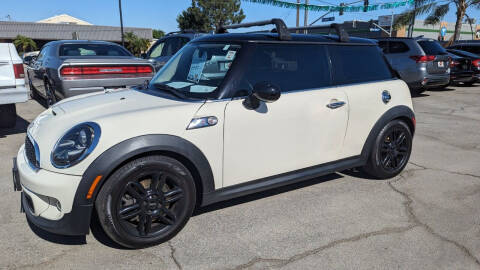 2012 MINI Cooper Hardtop for sale at Approved Autos in Bakersfield CA