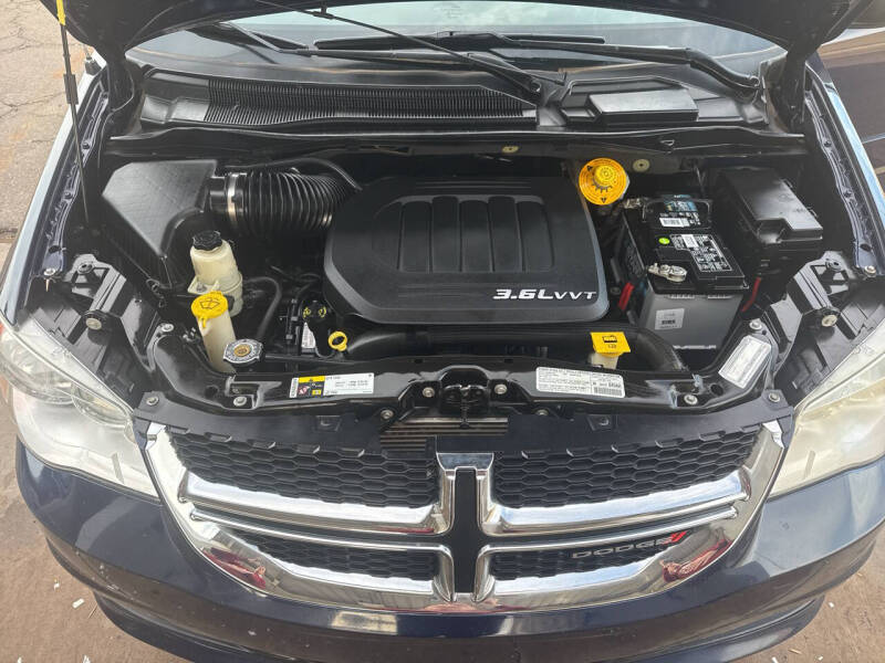 2013 Dodge Grand Caravan SE