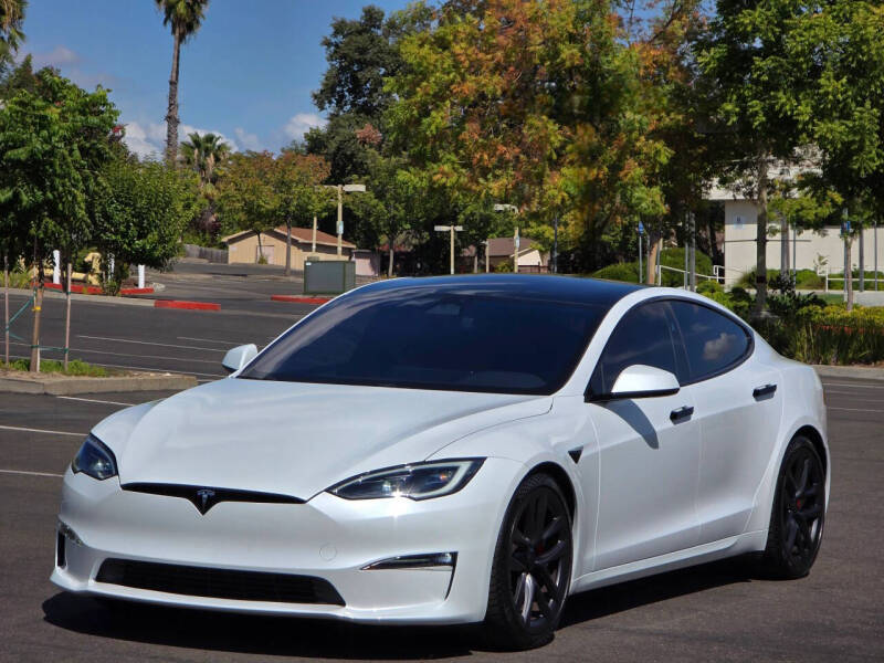 2023 Tesla Model S Standard Range