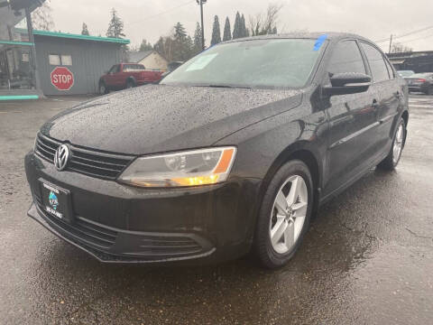 2012 Volkswagen Jetta for sale at ALPINE MOTORS in Milwaukie OR