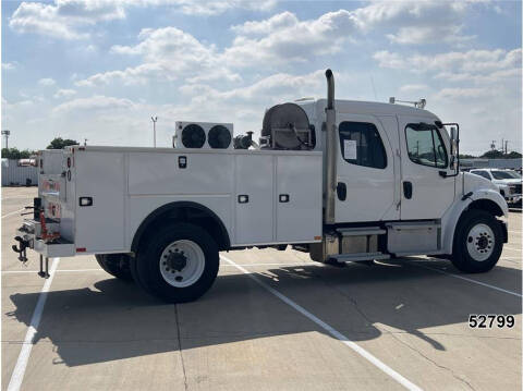2019 Freightliner M2 106