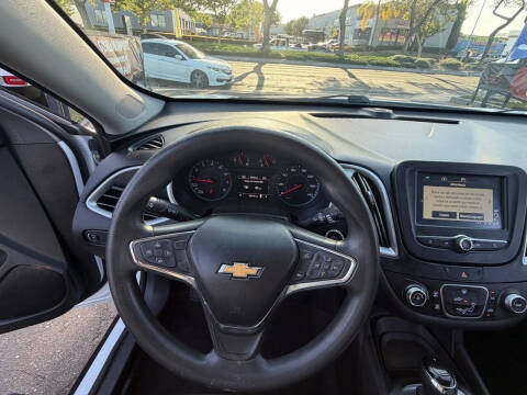 2017 Chevrolet Malibu LS