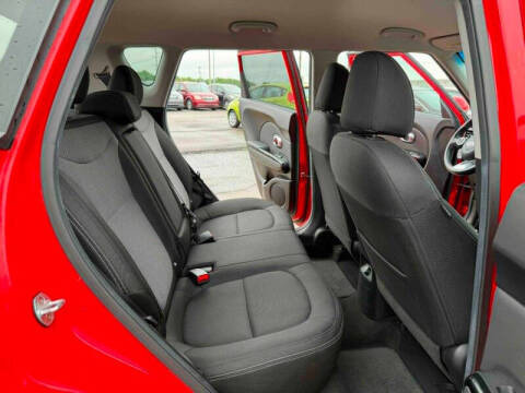 2017 Kia Soul +