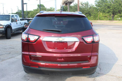 2017 Chevrolet Traverse LT